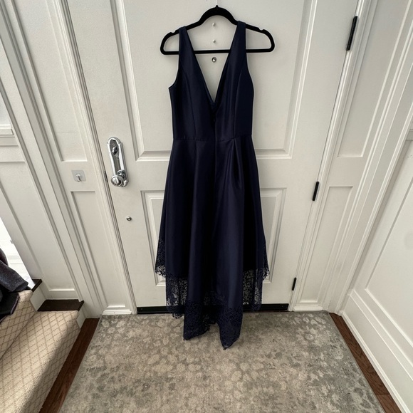 Navy blue High low V neck dress! - Picture 2 of 3